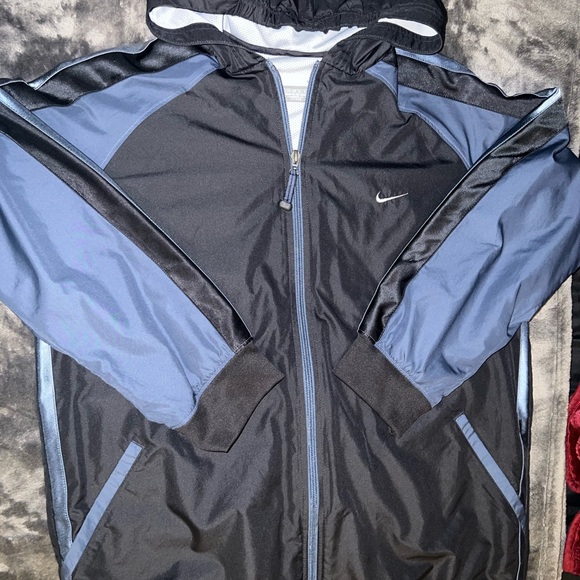 Nike Big Boy Windbreaker - Picture 1 of 3